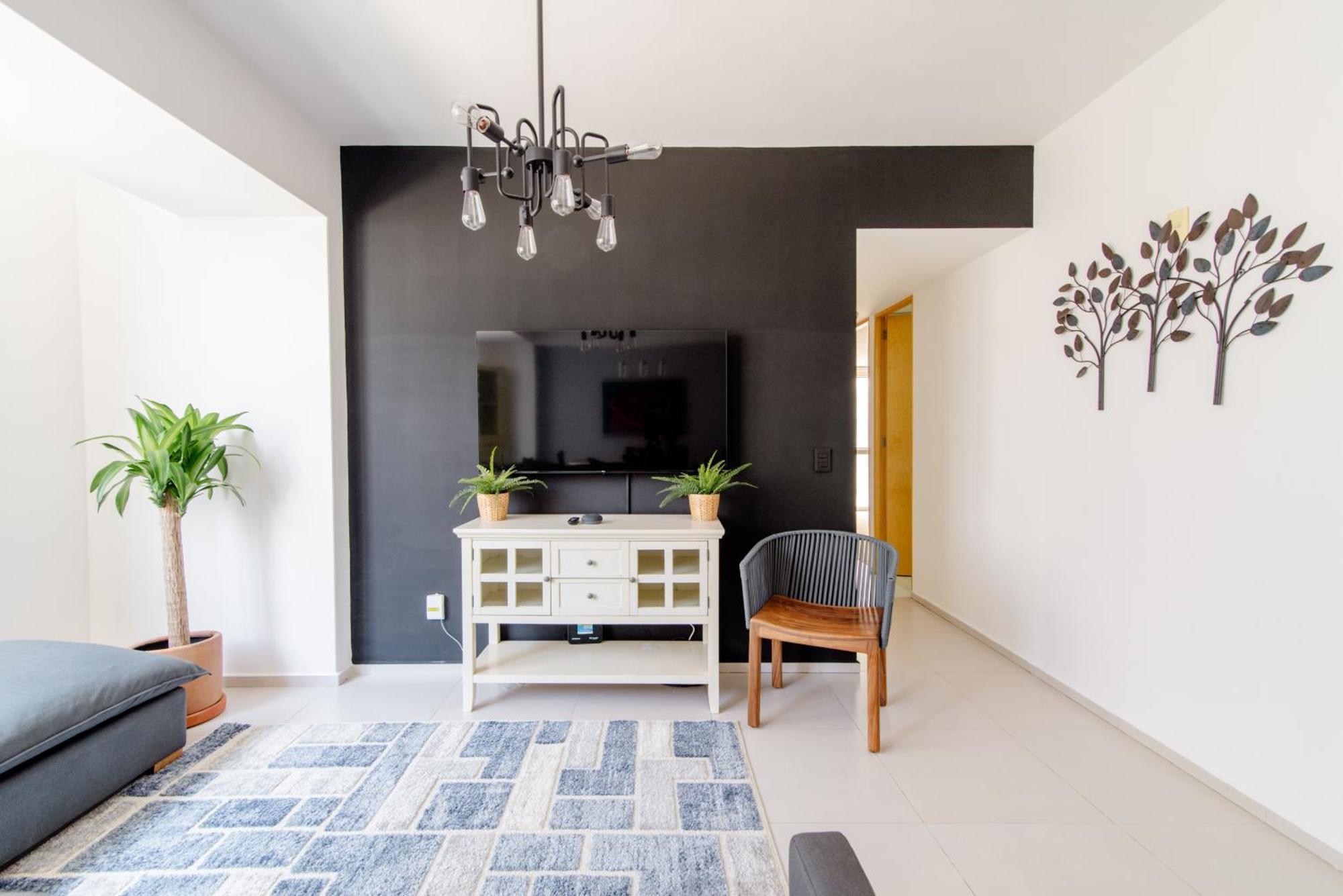 Apartment B109 - 2br - 2bth *
